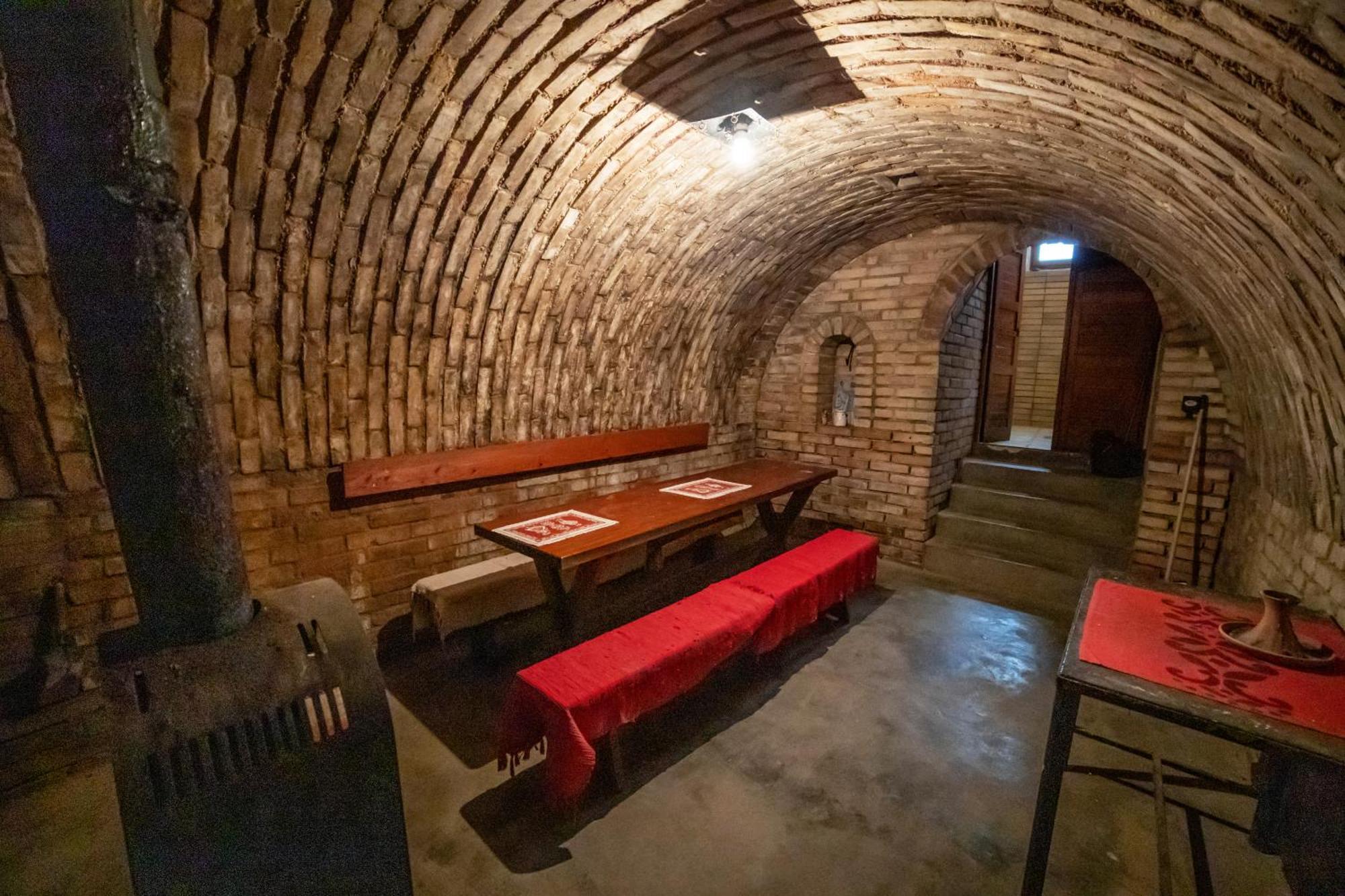 Vinný sklep Kovárna Rohatec Esterno foto